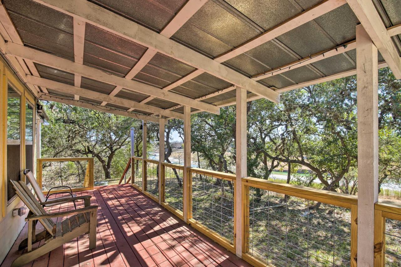 Riverfront Pipe Creek Home With Kayaks And Grill! Exterior photo